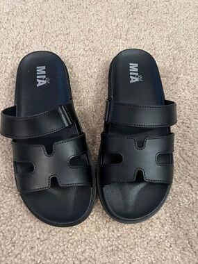 MIA Black Men’s Two-Strap Slide Sandals